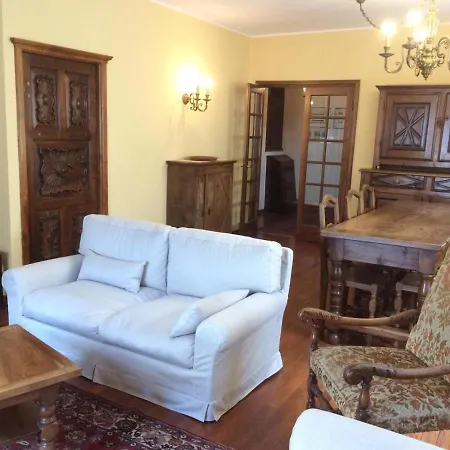 Maison Luboz 아파트호텔 쿠르마예