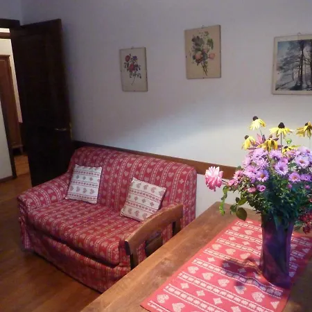 Maison Luboz 아파트호텔 쿠르마예